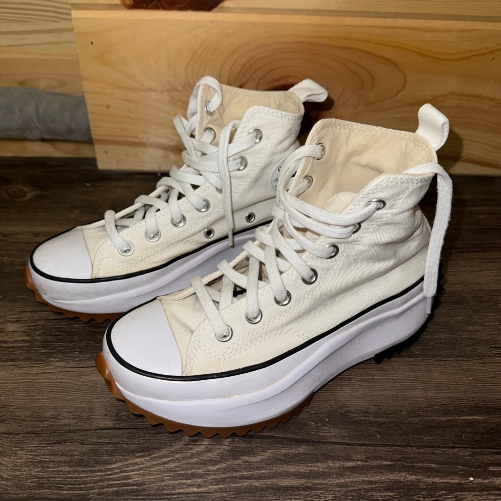 Converse Run Hike Platform High Top Size 5.5